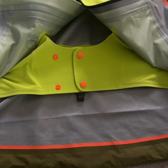 The North Face Ceptor Jacket Mens L Dryvent Ski Snowboard Grass/Olive Green‎ - Picture 7 of 10